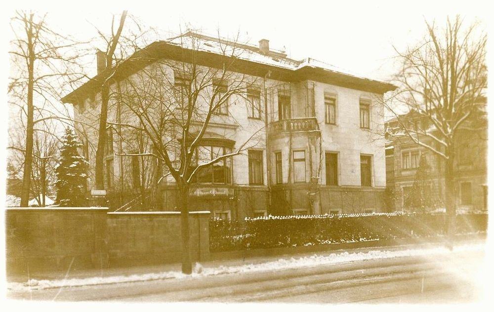 Ehemaliges Wohnhaus des Ehepaars Wollf vor Zerstörung im Krieg