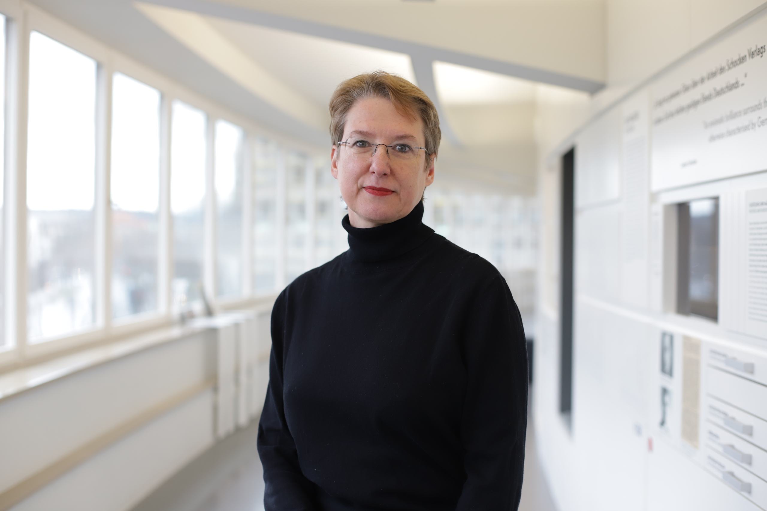 Portrait Dr. Nora Pester